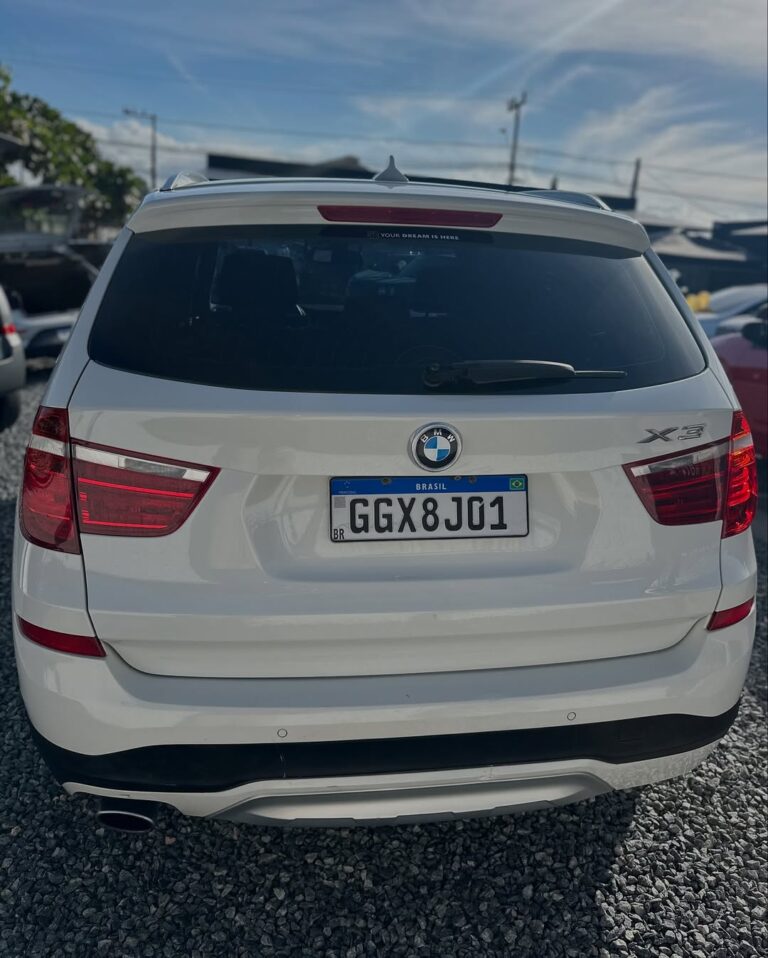 Bmw X3 Xdrive 20i 2017Teto panoramico Interior couro marromMultimídia navegaçaoAro 20”Revisoes na concessionária 131,900 (3)