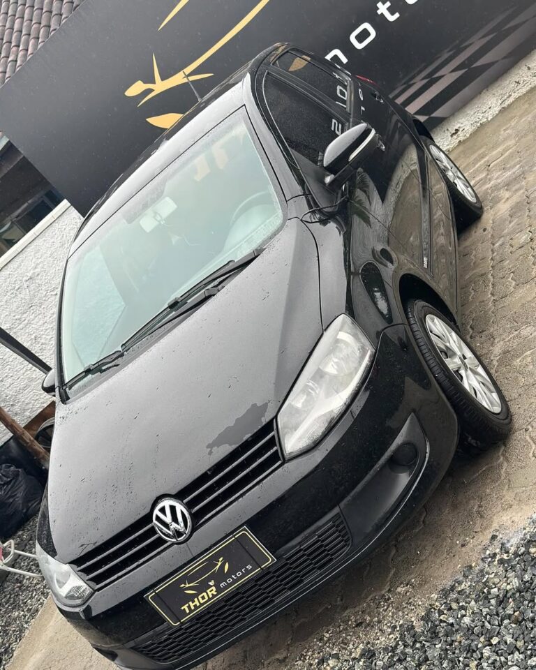 Disponível Volkswagen Fox 1.0 Mi Total flex Modelo frente g6 Ar condicionado Vidros elétricos Direção hidráulica Manual 5 marchas Retrovisor elétrico Setas nós retrovisores R$42.900 (1)