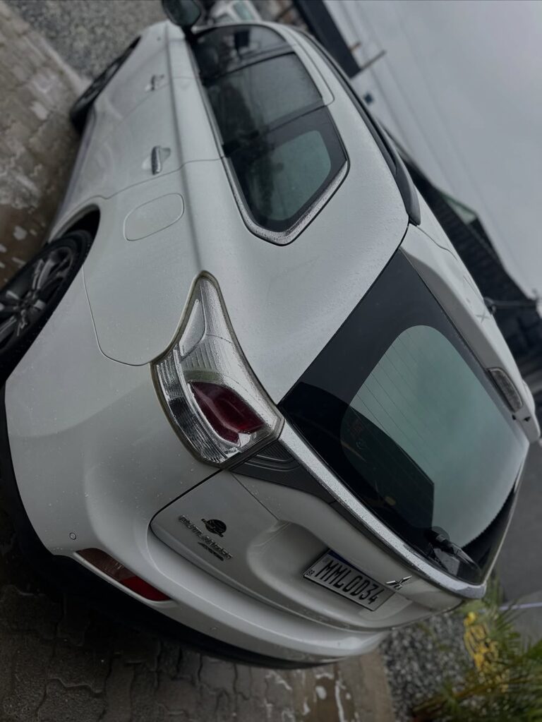 Dito pelo ChatGPT-🟢🟢 DISPONÍVEL 🟢🟢Mitsubishi Outlander 3.0 GT – 2014 – AWD AutomáticaFinanci (3)