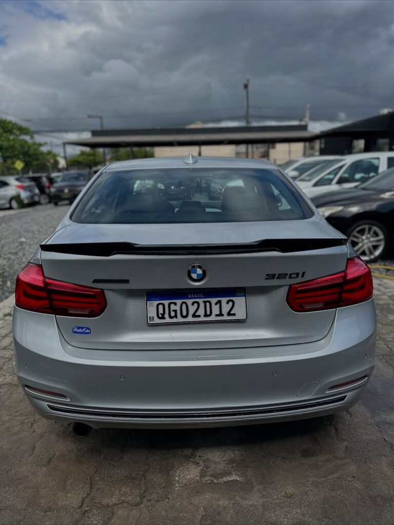 🟢🟢 DISPONÍVEL 🟢🟢BMW 320i Active Flex 2.0 Turbo – 2016Financiamos com entrada ou 100eitamo (4)
