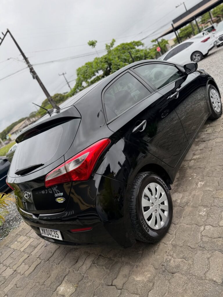 🟢🟢 DISPONÍVEL 🟢🟢🚗 Hyundai HB20 1.0 – 2014Financiamos com ou sem entradaAceitamos seu usado (4)
