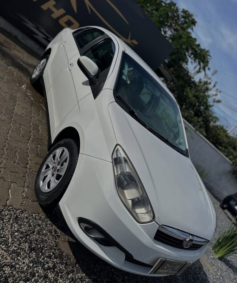 🟢🟢DISPONÍVEL🟢🟢Fiat Grand Siena 1.4 - 2014Financia 100eitamos seu usado na troca• Ano-Mode (6)