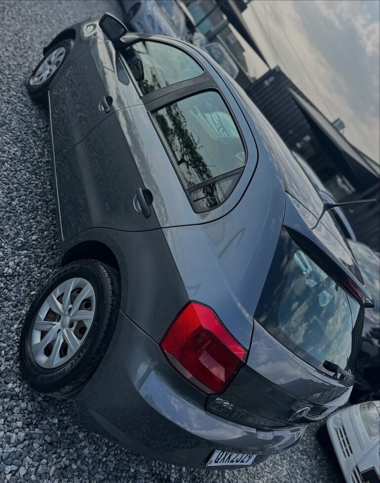 🟢🟢Disponível🟢🟢Volkswagen Gol 1.0 2020Financiamos com entrada ou 100eitamos seu usado na t (3)