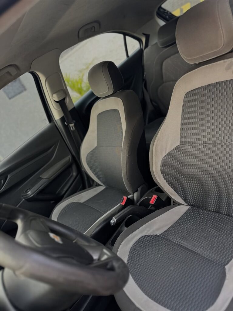 🟢🟢 DISPONÍVEL 🟢🟢Chevrolet Onix 1.0 LT 8V – 2014 – ManualFinanciamos com entrada ou 100eit (14)