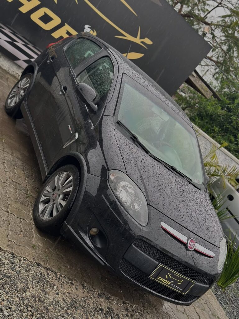 🟢🟢 DISPONÍVEL 🟢🟢Fiat Palio Sporting 1.6 Flex – 2015Financiamos com entrada ou 100eitamos