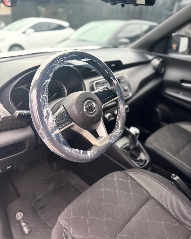 🟢🟢🟢 DISPONÍVEL 🟢🟢🟢Nissan Kicks S 1.6 - 2019Financiamos com entradaAceitamos seu usado na t