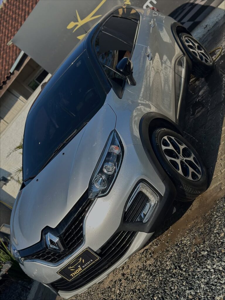 🟢🟢 DISPONÍVEL 🟢🟢Renault Captur Intense 2.0 – 2020Financiamos com entrada ou 100eitamos se (2)
