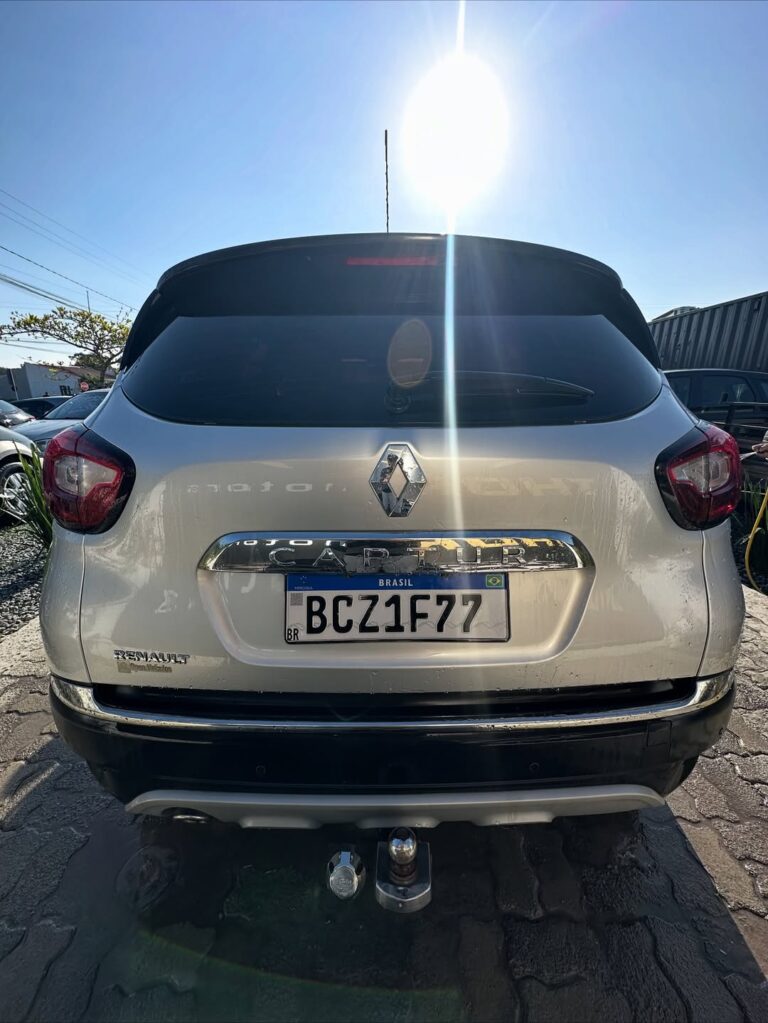 🟢🟢 DISPONÍVEL 🟢🟢Renault Captur Intense 2.0 – 2020Financiamos com entrada ou 100eitamos se (3)