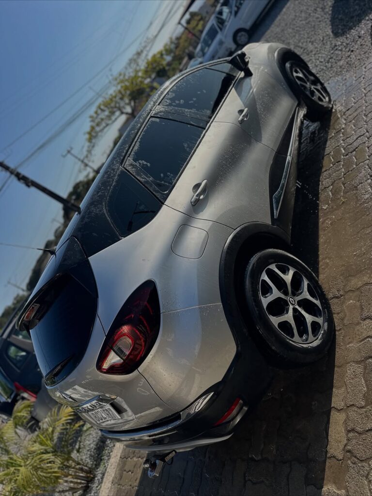 🟢🟢 DISPONÍVEL 🟢🟢Renault Captur Intense 2.0 – 2020Financiamos com entrada ou 100eitamos se (5)