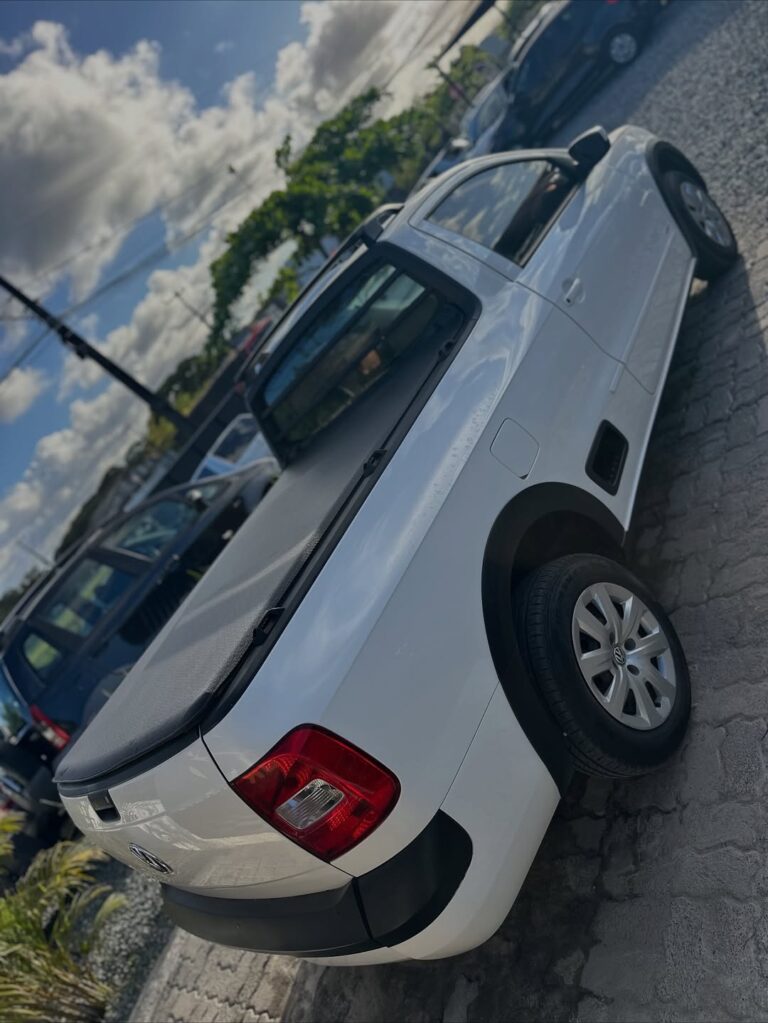 🟢🟢 DISPONÍVEL 🟢🟢Volkswagen Saveiro CS 1.6 – 2014Financiamos com entrada ou 100eitamos seu (2)