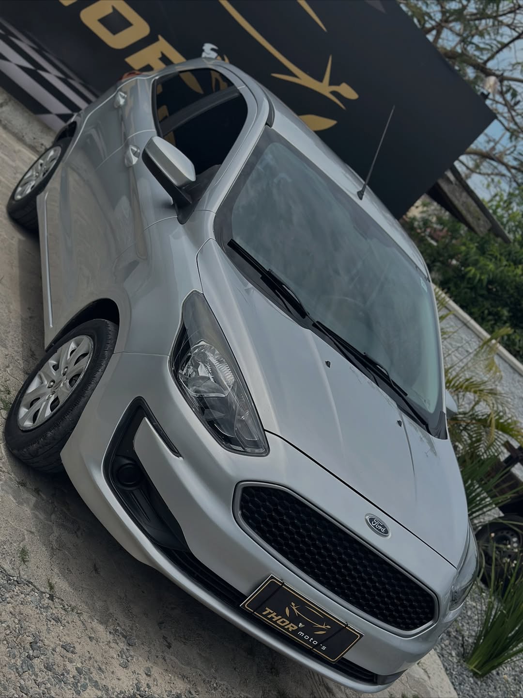 🟢🟢Disponível🟢🟢Ford Ka 1.0 2019Financiamos com entrada ou 100eitamos seu usado na troca• M (1)