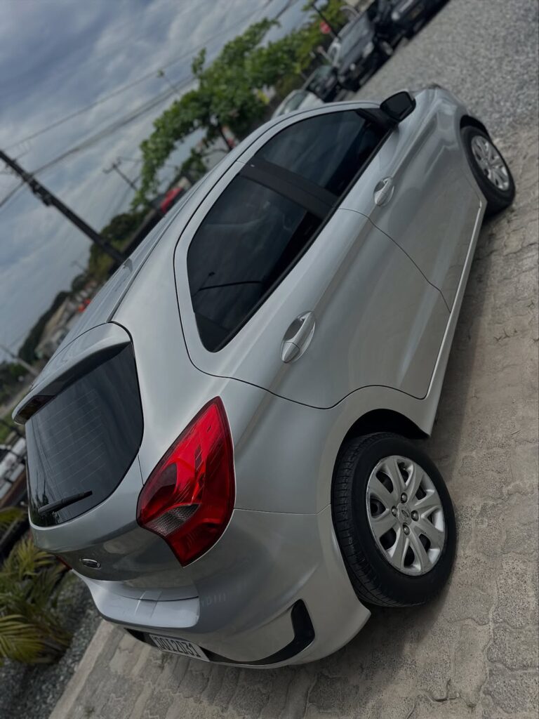🟢🟢Disponível🟢🟢Ford Ka 1.0 2019Financiamos com entrada ou 100eitamos seu usado na troca• M (3)