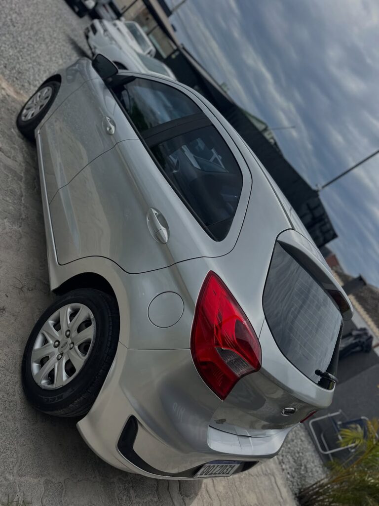 🟢🟢Disponível🟢🟢Ford Ka 1.0 2019Financiamos com entrada ou 100eitamos seu usado na troca• M (4)