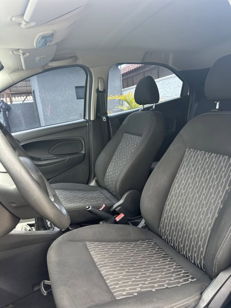 🟢🟢Disponível🟢🟢Ford Ka 1.0 2019Financiamos com entrada ou 100eitamos seu usado na troca• M (8)